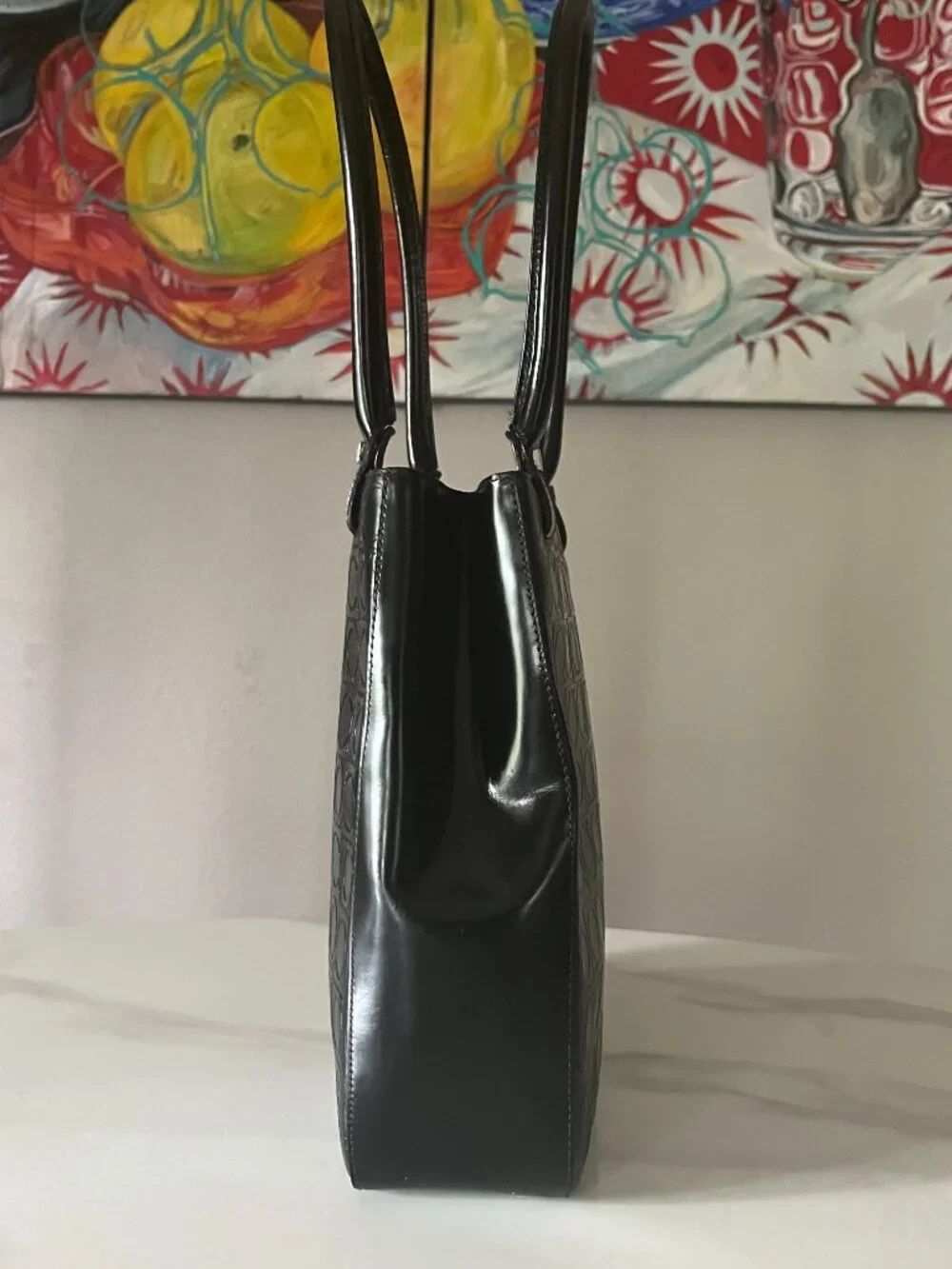 Ferragamo Gancini Embossed Black Leather Shoulder Bag AU-21 1796 - Picture 4 of 16